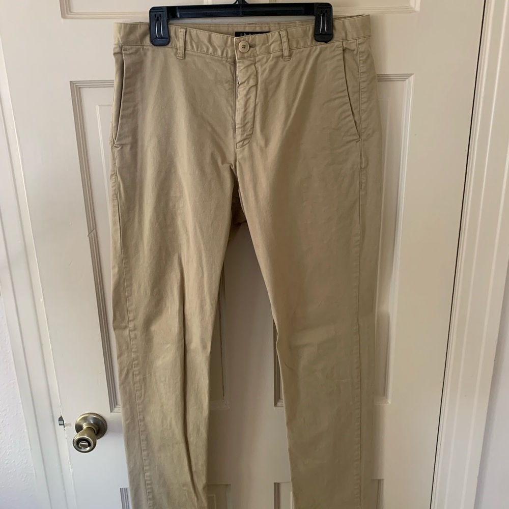 Great theory chino pants - closet staple
